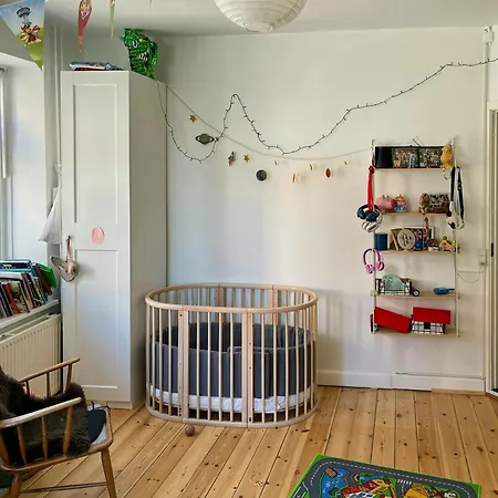 דירה Flat With Courtyard In Former Shop קופנהגן